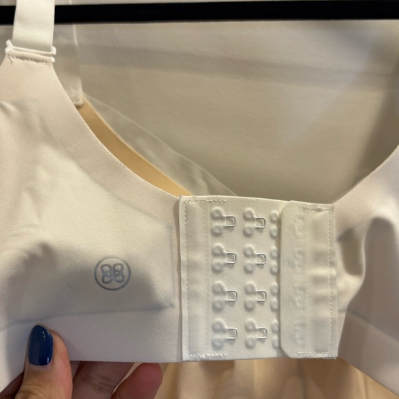 Honeylove Crossover Bra in Sand Size 1X-L - Picture 9 of 12